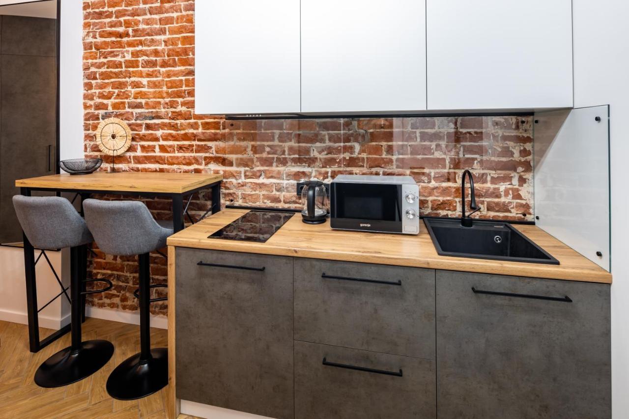 Romari Таманська 12 Apartment Lviv Luaran gambar