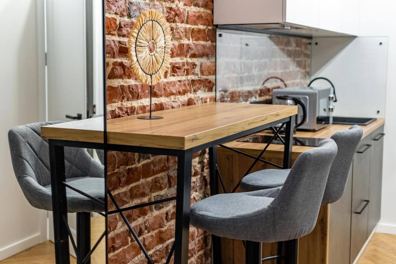 Romari Таманська 12 Apartment Lviv Luaran gambar