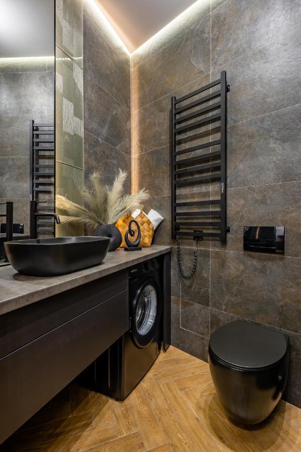 Romari Таманська 12 Apartment Lviv Luaran gambar