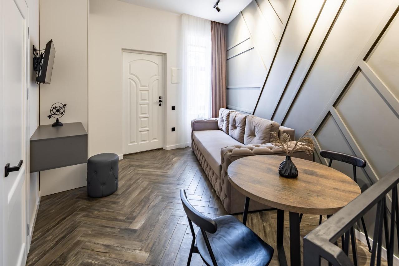 Romari Таманська 12 Apartment Lviv Luaran gambar